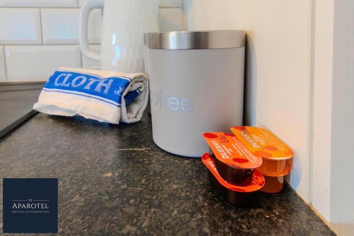 Aparotel Serviced Apartments - Stonehenge, Amesbury Town Centre Номер фото